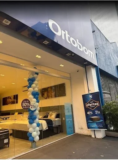 Fachada da Ortobom Vila Mariana na Rua Vergueiro